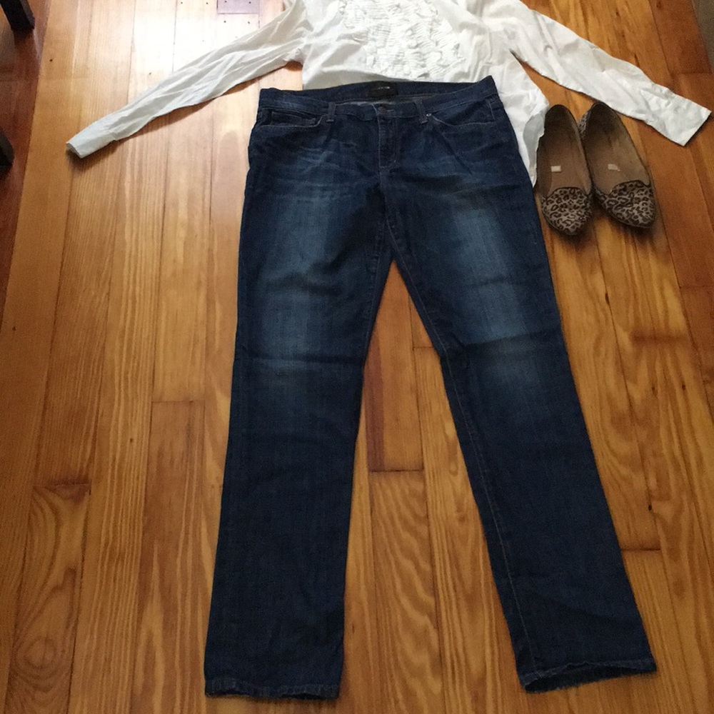 Joes Jeans size 31 “Easy Fit”!